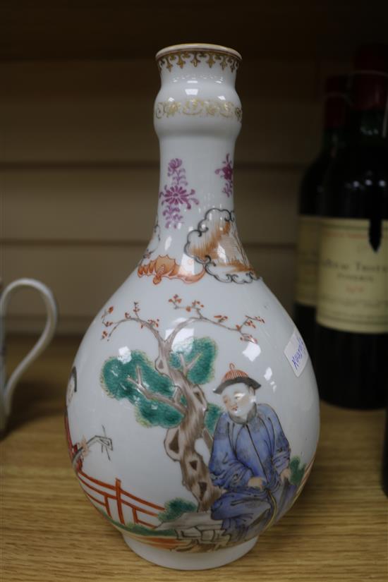 A Chinese famille rose bottle vase, guglet, Jiaqing, H.23.5cm